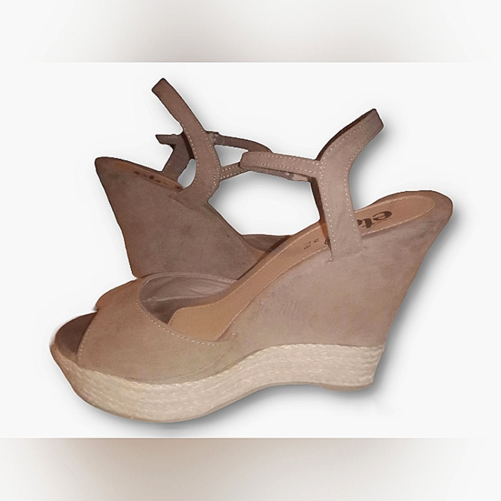 Faux Suede Wedge OpenToed Strappy Sandle in Camel Beige color size 7/8